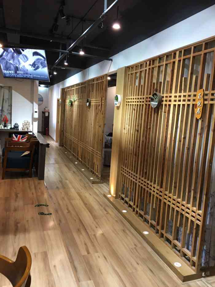 盲行盲人推拿(滨江天街店)-"环境还是可以的,我给我老公买的券,因为他