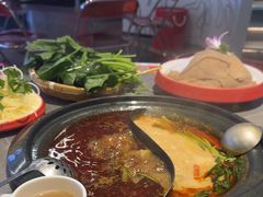 -生活如沸·顺德水牛奶火锅(大学路店)