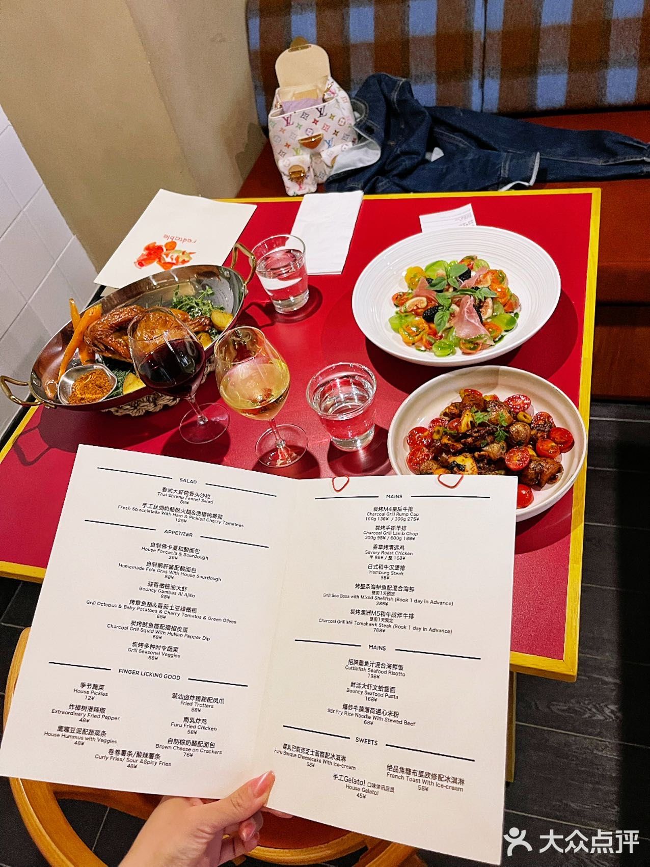 救！被我挖到小姐妹周末约会秘密基地💥