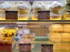 -白玉兰食品甜凤店(合生汇店)