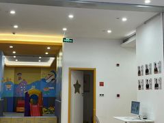 -戊辰亲子游泳俱乐部