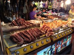 upload_pic-六合夜市