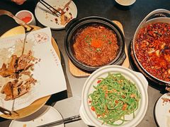 -鸽子侯·家宴·平价海鲜(市图书馆店)