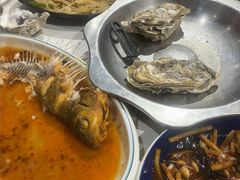 -老街烧烤大排档·地道湖北菜·龙虾馆(汉口火车站店)