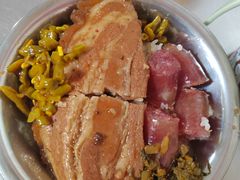 -梁阿婆廿年老牌扣肉糯米饭