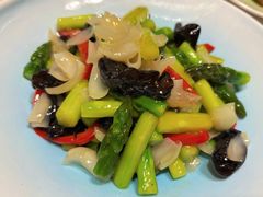 -然一素食餐厅(马利来广场店)