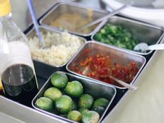 -四川小胡子海鲜(丁村万人海鲜广场店)