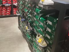-PUMA品牌自营折扣店(武汉永旺梦乐城店)
