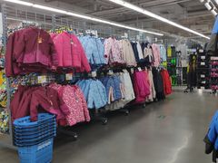 -迪卡侬(西三旗店)