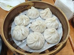 -莱莱小笼·乔艾