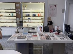 -视野联行眼镜·蔡司·控优点授权(长白万象汇店)