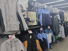 -迪卡侬(西华店)