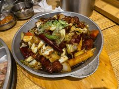 酱油炖鸡-姜虎东白丁烤肉(虹桥天地店)