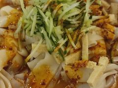 -汗腾格里·风味餐厅(新疆驻京办店)