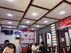 大堂-湖南人家湘菜馆(镇江路店)