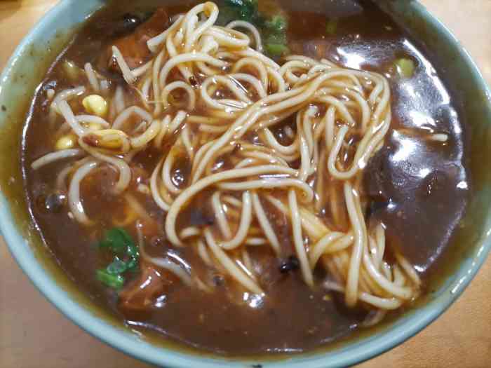 银鲜牛肉面-"[薄荷]环境:位置91就在阆中白果树街."-大众点评移动版