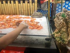 -四海一家自助餐(益田假日广场店)