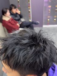 -藤野造型烫染·漂发