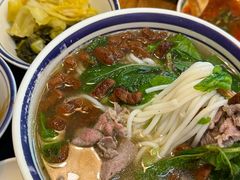 -云阿蛮云南生烫牛肉米线(奉贤路店)