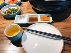 -明洞阿姨·韩式酱蟹烤肉·创意料理(三元桥店)