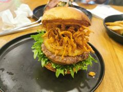 牛泰极-龙治汉堡(中华城店)