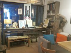 -邊城書店