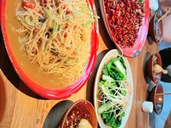 -先启半步颠小酒馆(白麓里店)