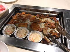 -爱客得牛排海鲜烤肉·火锅自助(春熙路黑金好店)