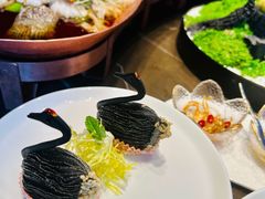 -海派悦庭·海胆烧麦·新融合菜(凯德广场店)