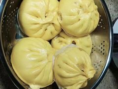 -爱贝尔高端月嫂(母婴护理)