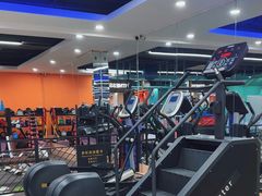 -阳光国际游泳培训基地