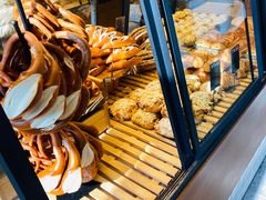 -Dough&Joe团憩(瑞虹天地月亮湾店)