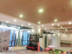 -思迈威健身(积玉桥万达店)