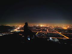 -鬼笑石后山停车场