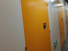 -安东易迷你自助仓储寄存仓库(顾戴路店)