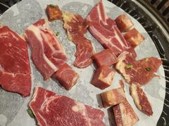 -匠牛亭·锅物烧肉放题自助(昆百大·泰业城店)