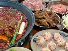 -黄潇洒老火锅(九眼桥宏济巷店)