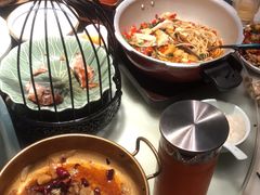 -佬麻雀·剁椒鱼头(京基KK One店)