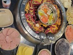 -洞亭火锅(防空洞总店)