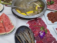 -乡土黄·鲜牛肉火锅·小龙虾(兴业街店)