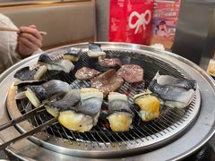 -围炉肉舍•炭烤活鳗•丹东海鲜烤肉(步行街店)