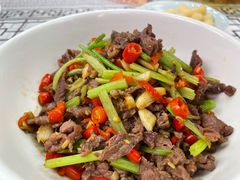 -新李记 · 口味菜馆(南郊公园店)