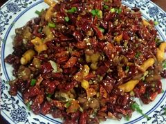 -黄桷树曹家私房菜(江与城店)