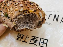 全麦大餐包-野上麦田(中贸广场店)