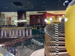 -MELAND CLUB•花园城堡主题亲子乐园•派对•餐厅(广州乐峰广场旗舰店)