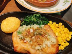 莫利塞风味蒜香鸡排-萨莉亚意式餐厅(龙阳广场店)