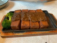 人气铁板肉汁煎豆腐-让我们见个面(祥云小镇店)