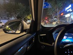 -一嗨租车(金桥店)