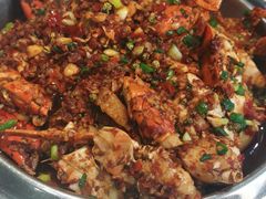 -凤凰路何眼镜香辣蟹(花果园店)