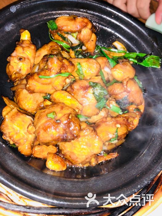 有璟阁港式餐厅(棕榈泉店)金不换焗三杯鸡图片 - 第9张